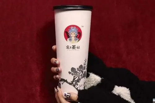 谈球吧体育官网奶茶的加盟费大概是多少？